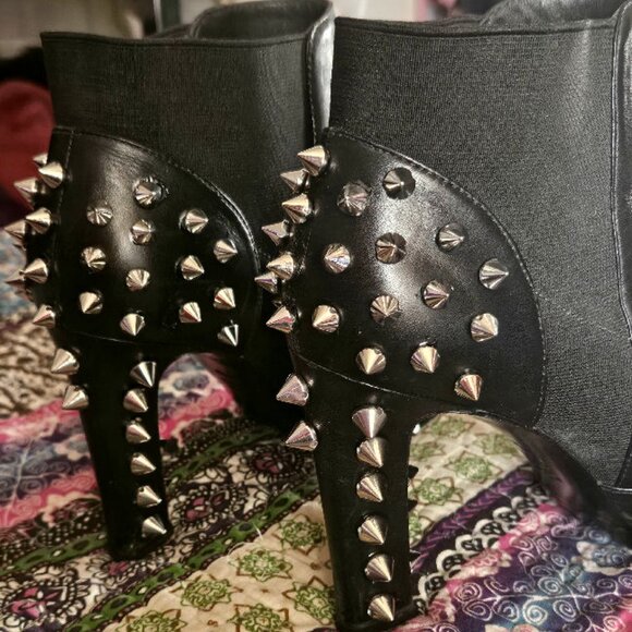 Italian made, Vero Cuoio, Black, Spiked, Ankle Boots - Picture 8 of 13
